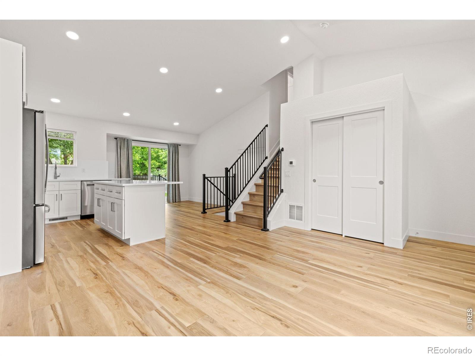 MLS Image #7 for 712  cameron lane,longmont, Colorado