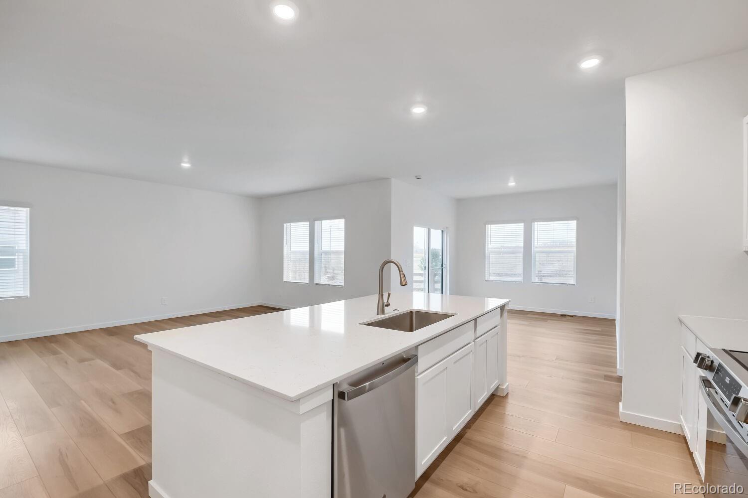 MLS Image #3 for 3301 e 152nd circle,thornton, Colorado