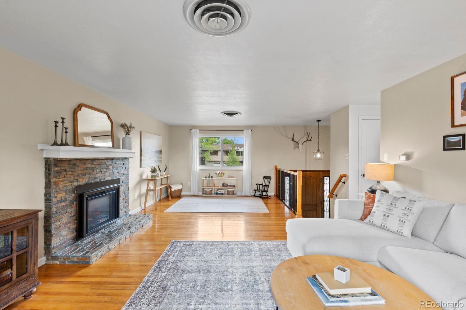 MLS Image #5 for 13484 w virginia drive,lakewood, Colorado