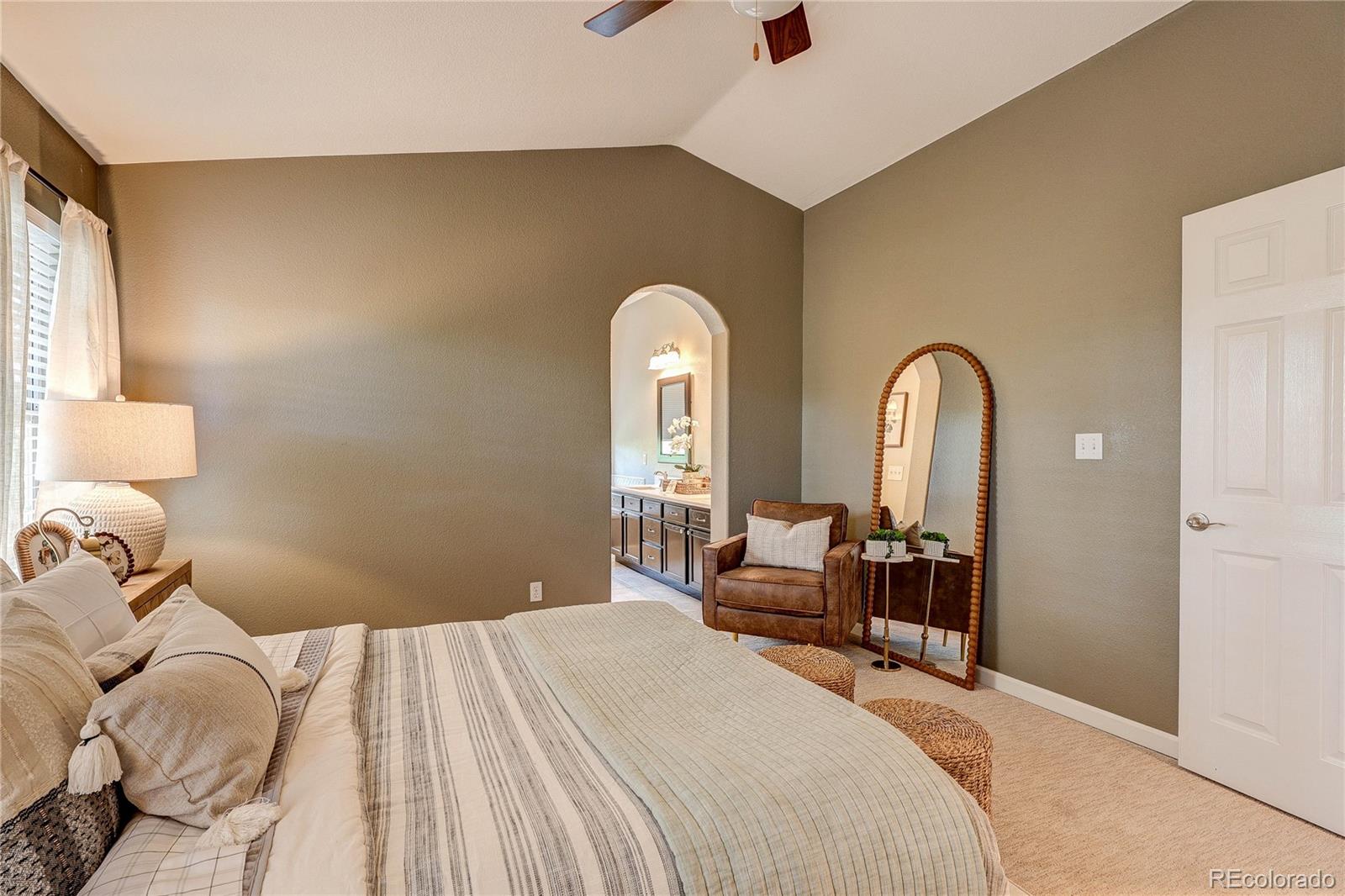 MLS Image #21 for 1190 e phillips drive,littleton, Colorado