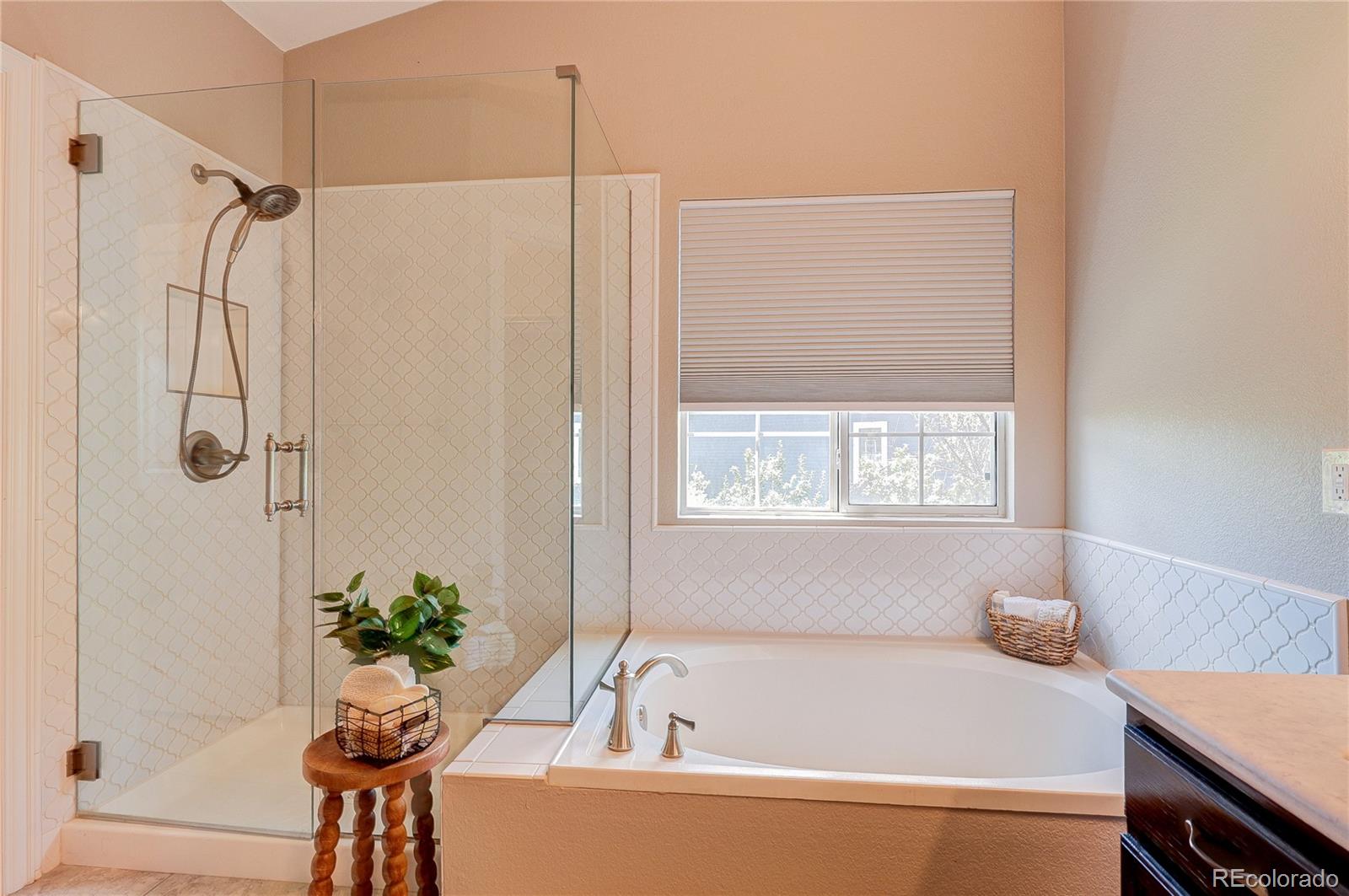 MLS Image #24 for 1190 e phillips drive,littleton, Colorado