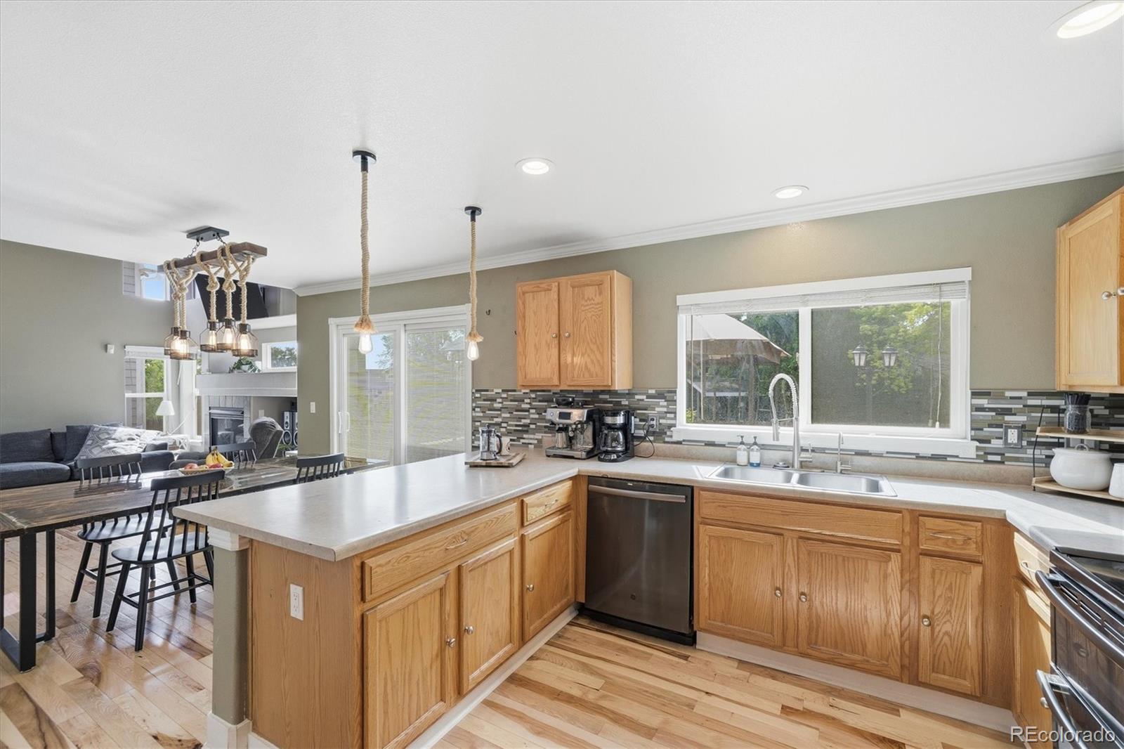 MLS Image #15 for 4066 s rome street,aurora, Colorado