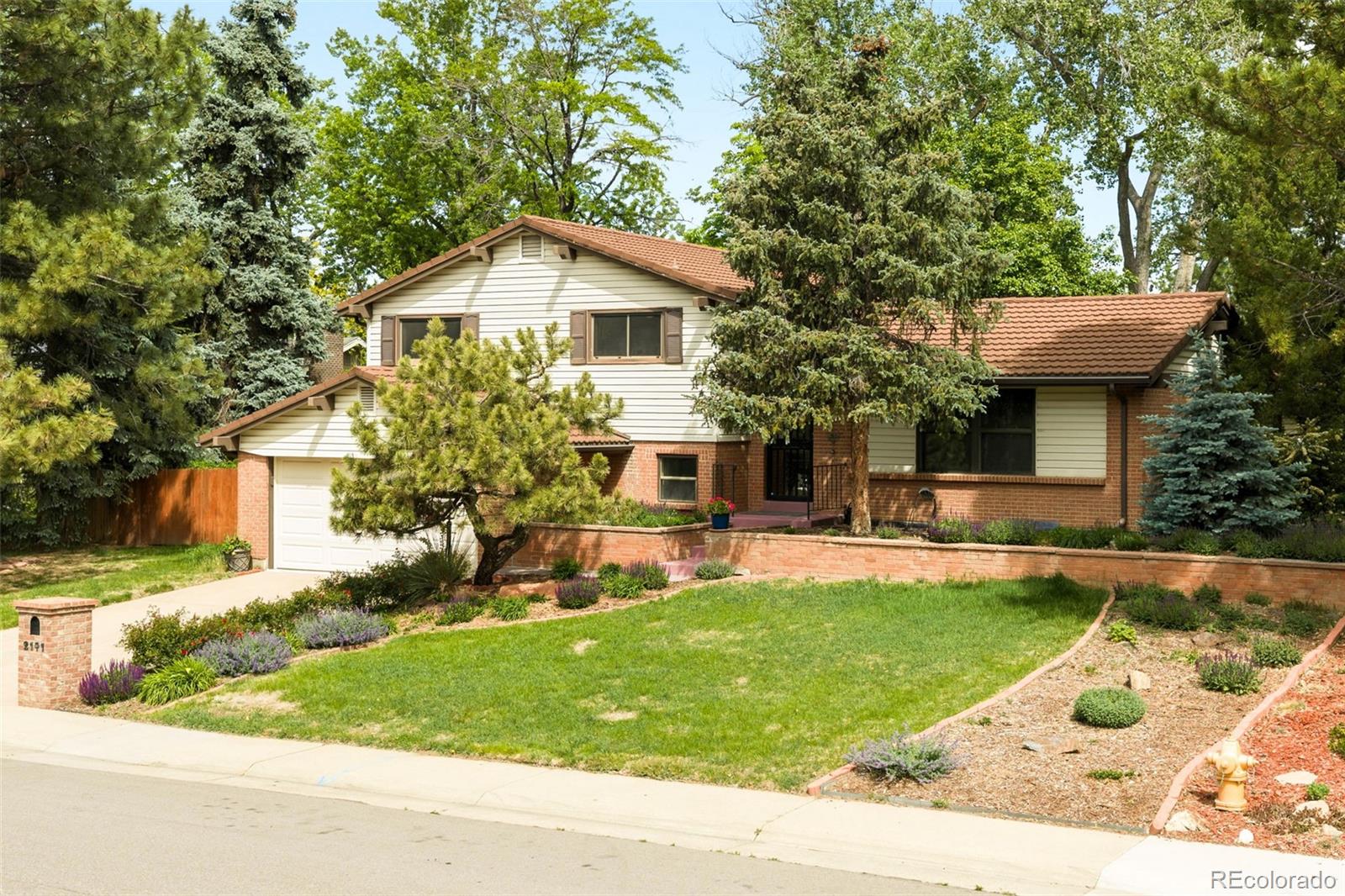 MLS Image #41 for 2141 s dallas street,denver, Colorado