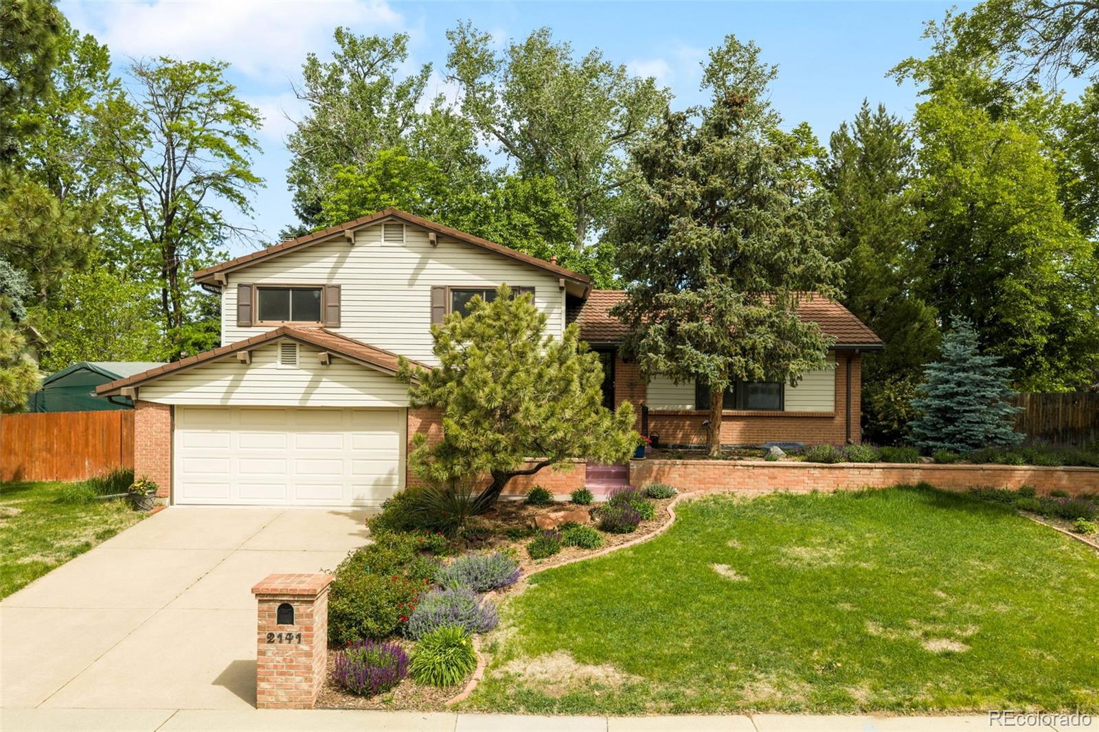 MLS Image #42 for 2141 s dallas street,denver, Colorado