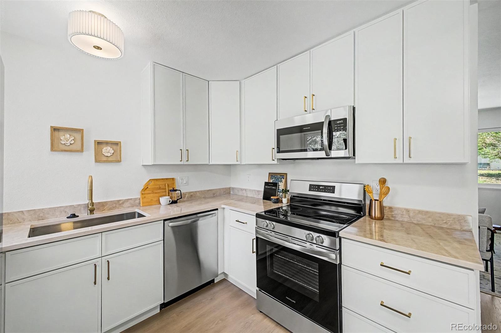 MLS Image #7 for 1768  laredo street,aurora, Colorado