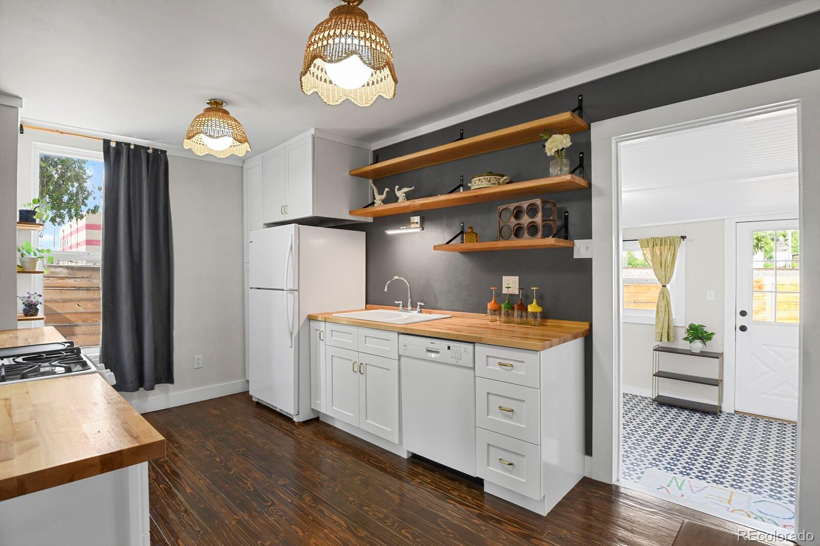 MLS Image #20 for 915 s baltic street,colorado springs, Colorado