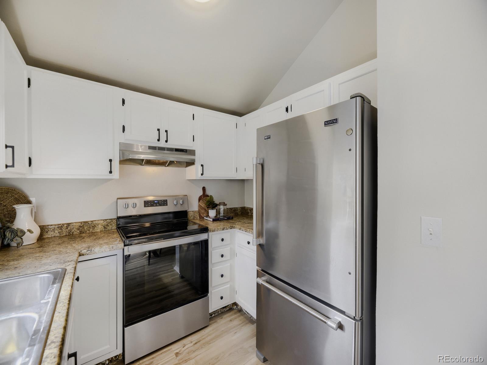MLS Image #6 for 2938 s revere street,aurora, Colorado