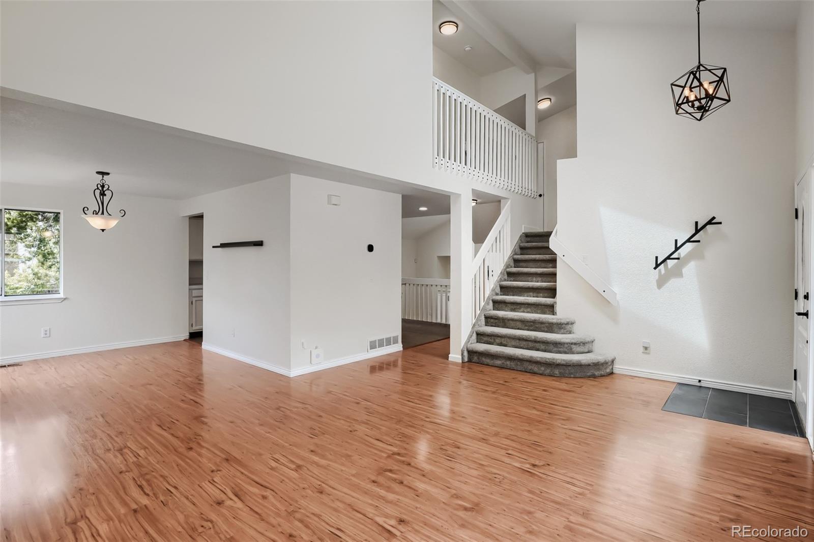 MLS Image #2 for 5019 s espana way,centennial, Colorado