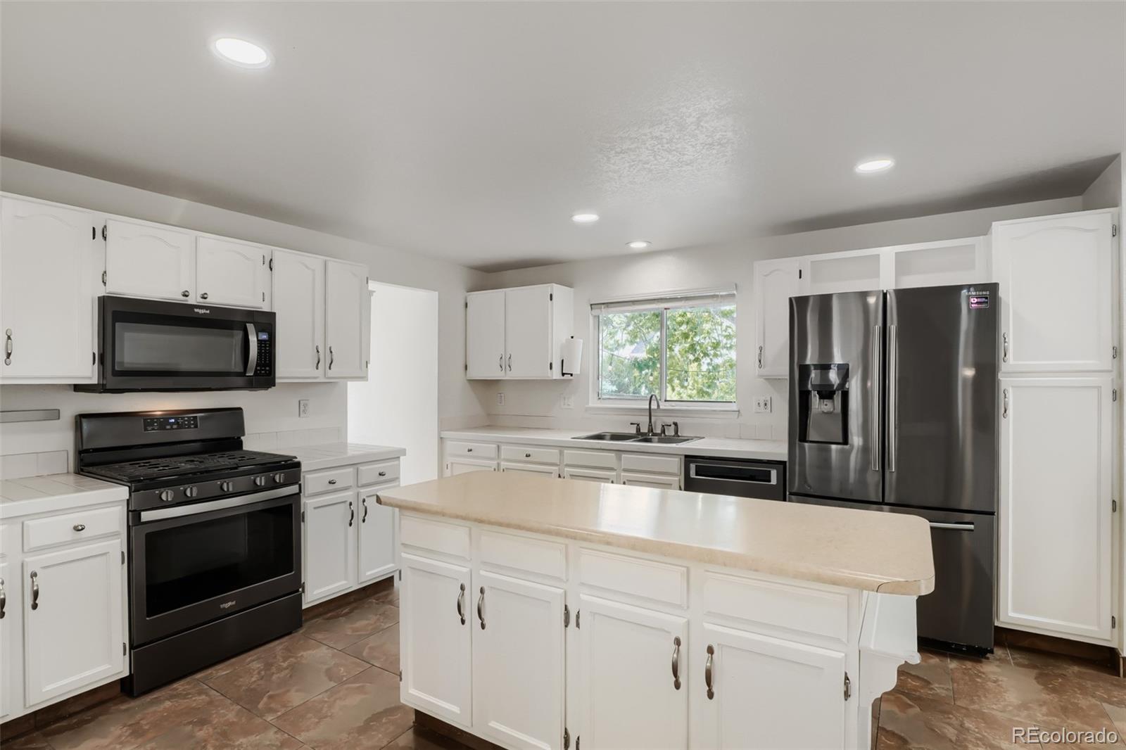 MLS Image #6 for 5019 s espana way,centennial, Colorado