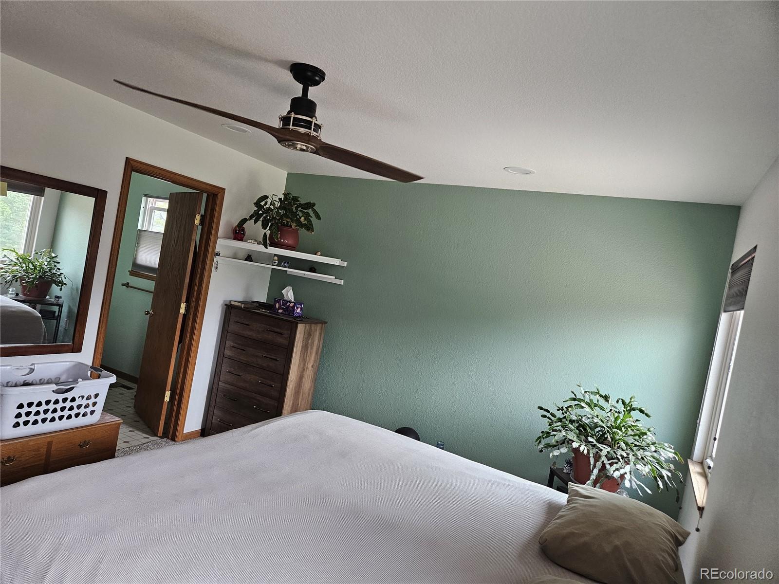 MLS Image #10 for 318  riviera lane,johnstown, Colorado