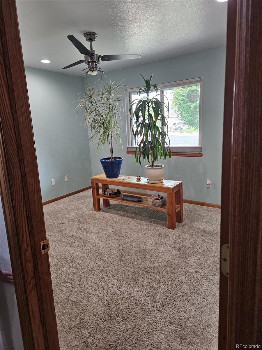 MLS Image #8 for 318  riviera lane,johnstown, Colorado