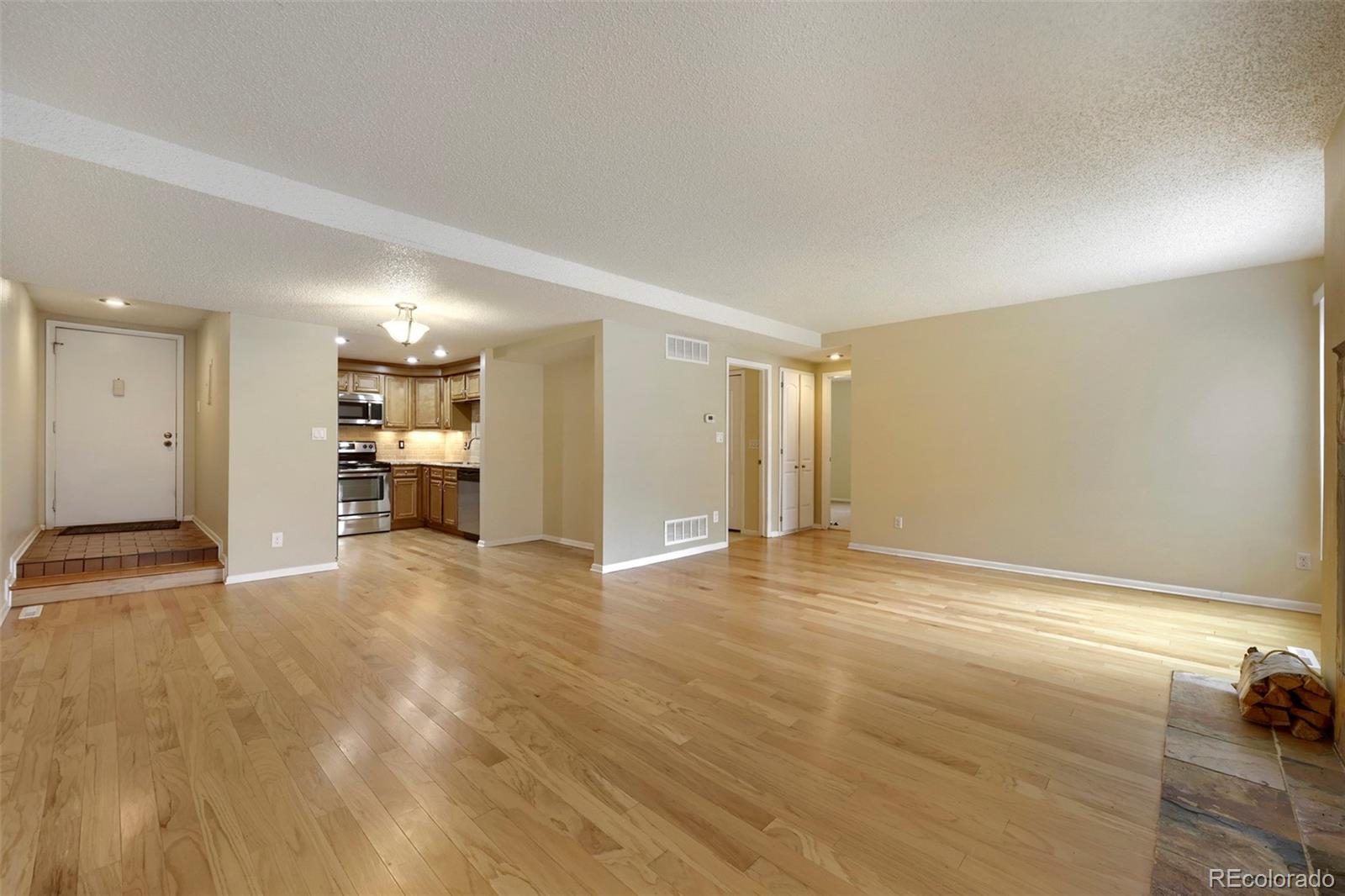 MLS Image #9 for 701 n harlan street,lakewood, Colorado