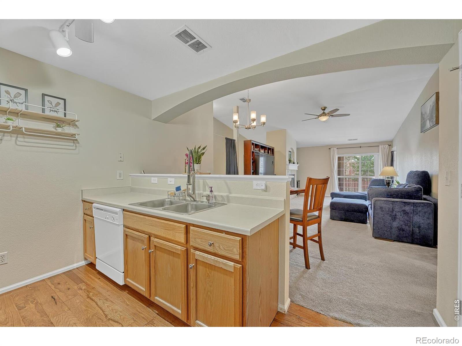 MLS Image #11 for 4251 s blackhawk circle 3c,aurora, Colorado