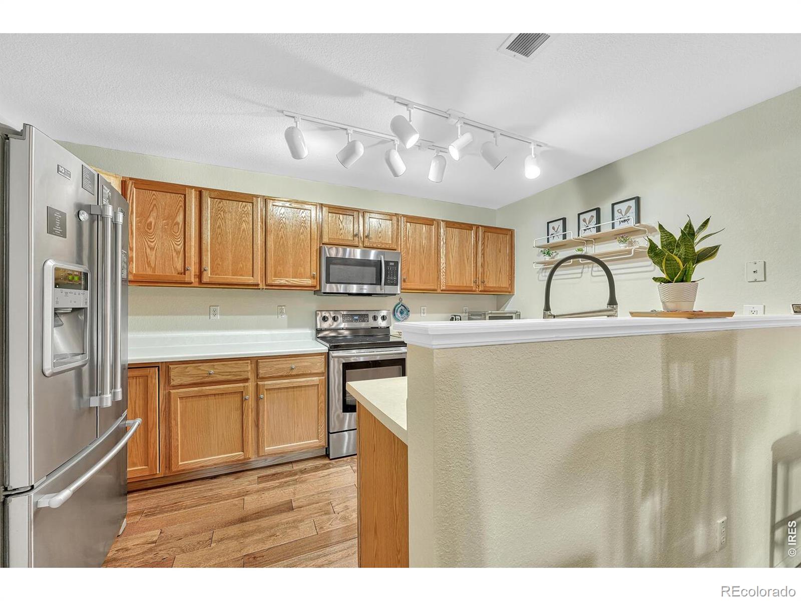 MLS Image #7 for 4251 s blackhawk circle 3c,aurora, Colorado