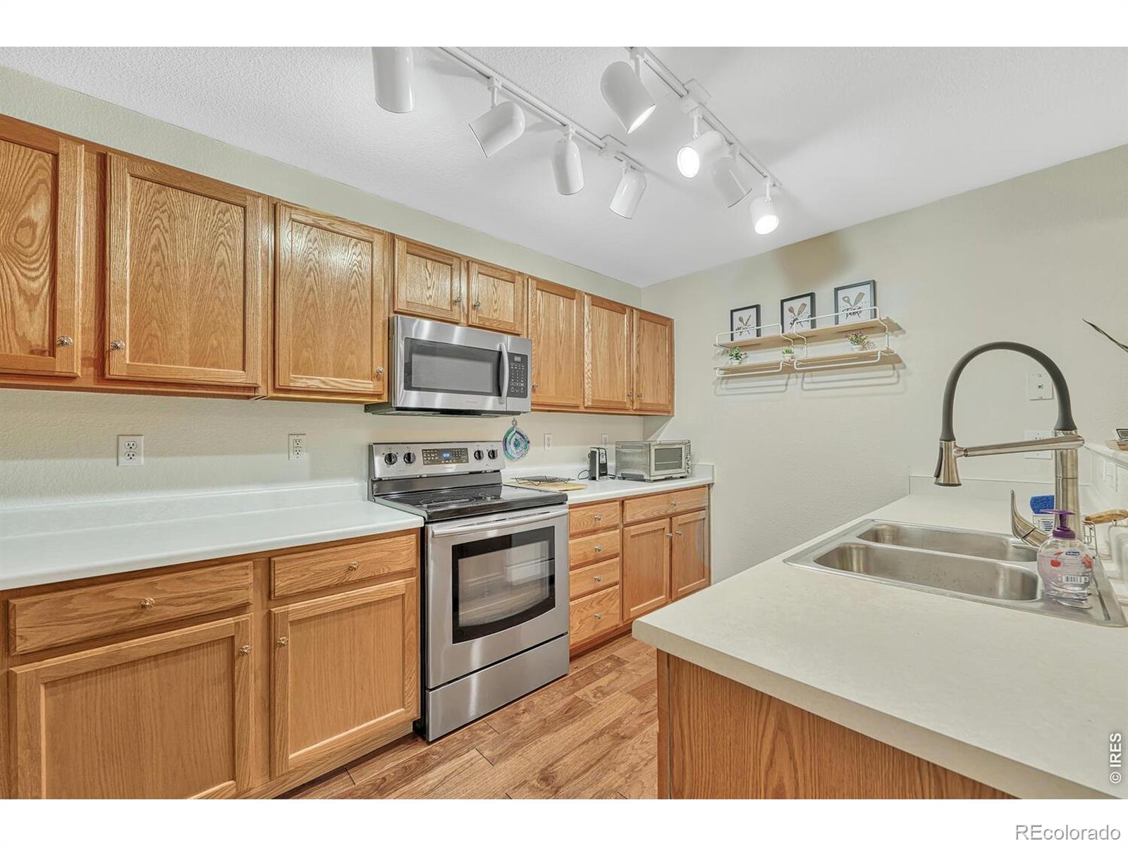 MLS Image #8 for 4251 s blackhawk circle 3c,aurora, Colorado