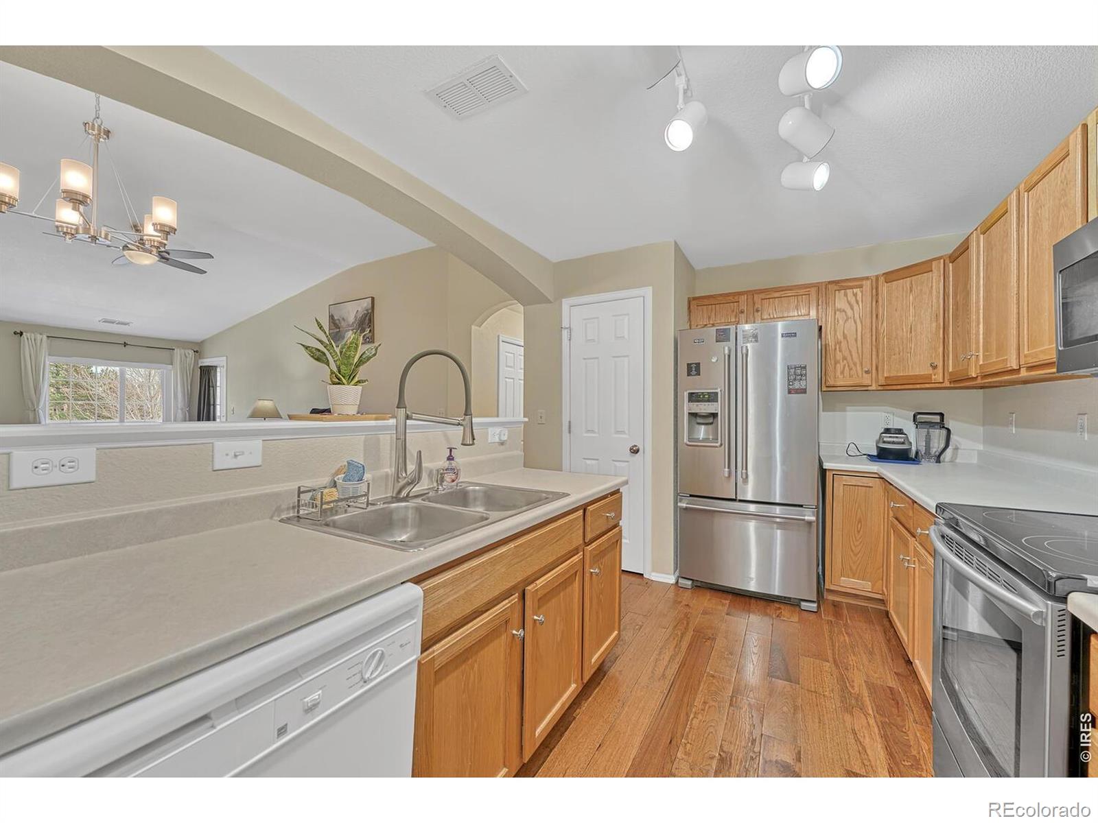 MLS Image #9 for 4251 s blackhawk circle 3c,aurora, Colorado