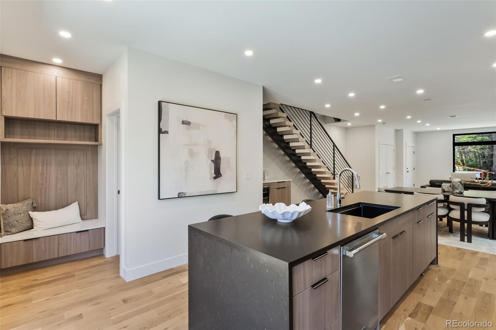 MLS Image #11 for 1448  stuart street,denver, Colorado