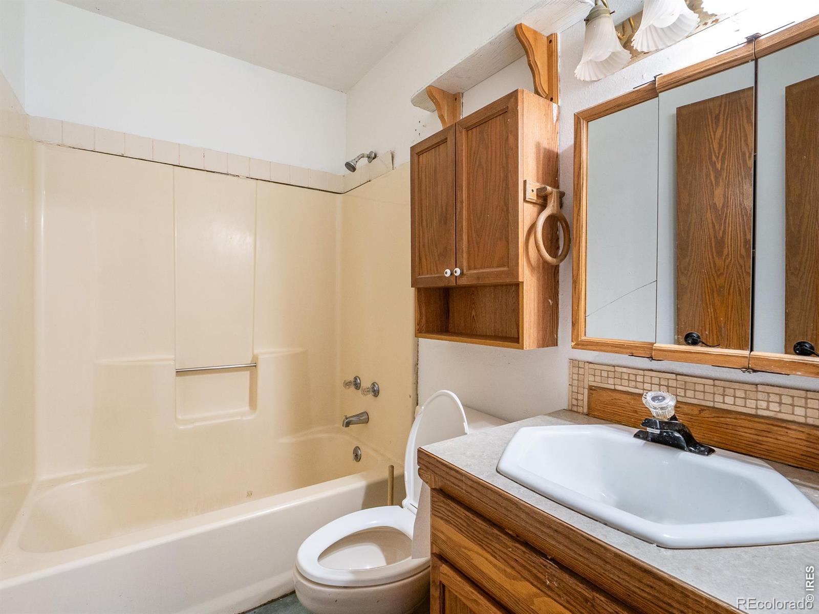 MLS Image #6 for 904  foothills court,windsor, Colorado