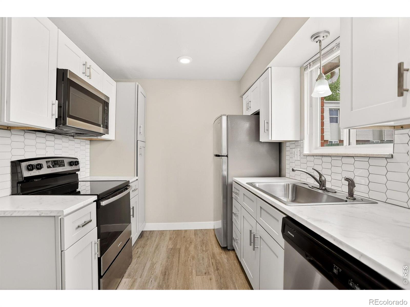MLS Image #3 for 221  chestnut street,windsor, Colorado
