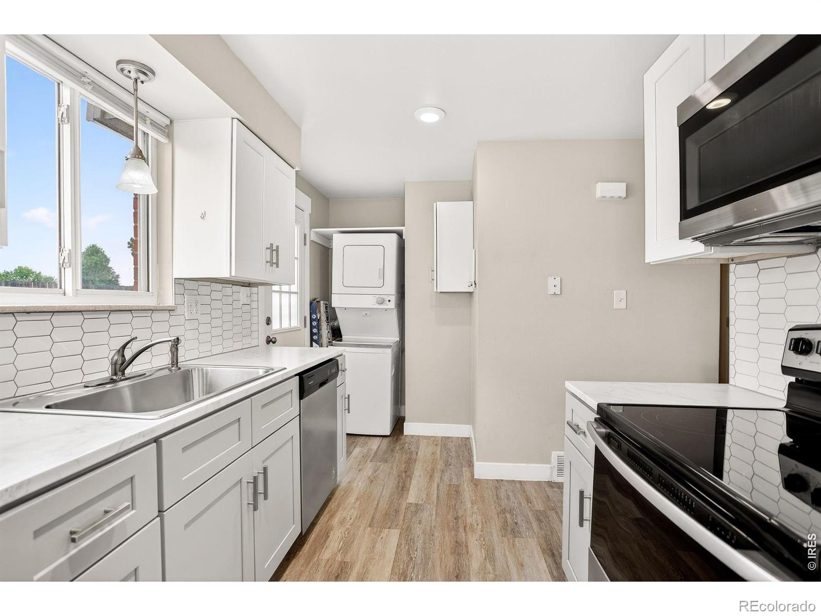 MLS Image #4 for 221  chestnut street,windsor, Colorado