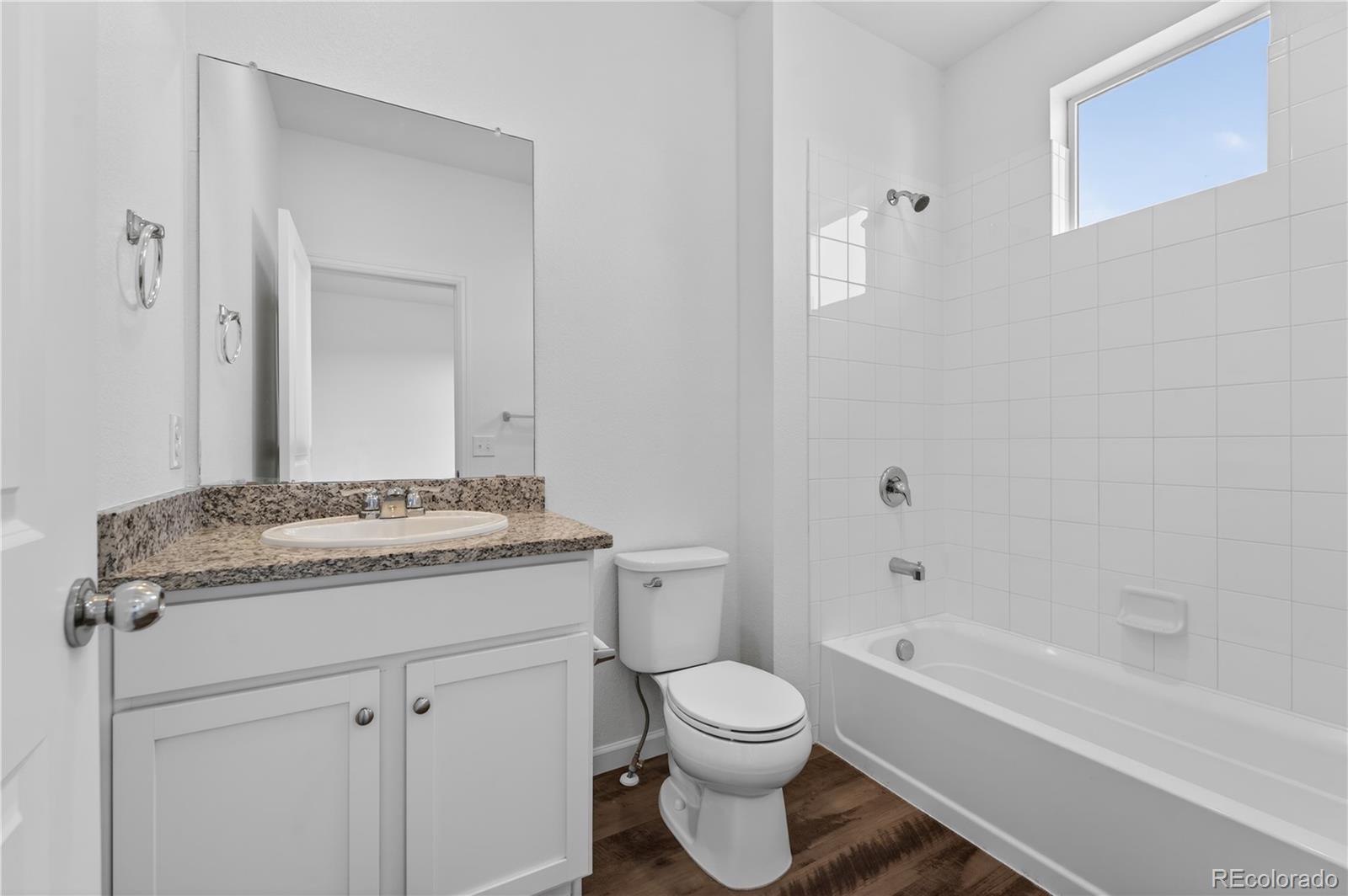 MLS Image #13 for 1046  oak circle,denver, Colorado