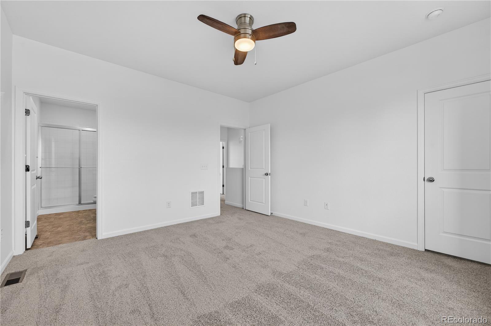MLS Image #16 for 1046  oak circle,denver, Colorado