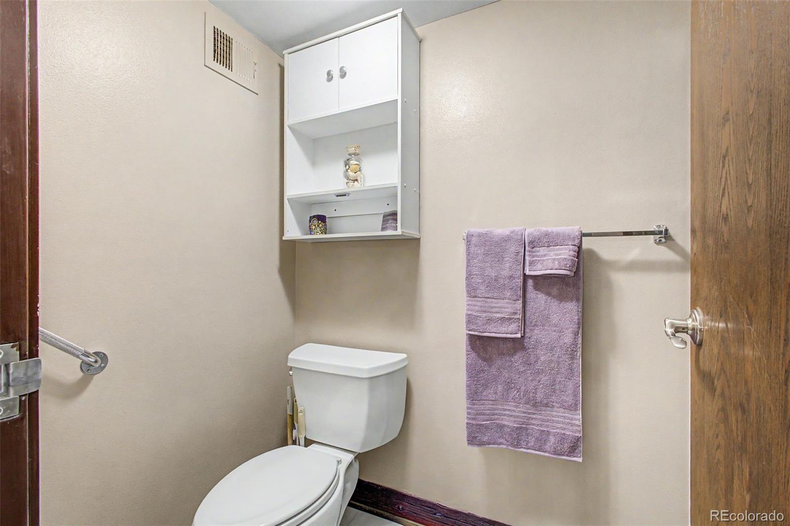 MLS Image #14 for 14000 e linvale place,aurora, Colorado