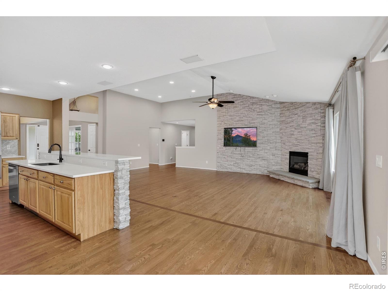 MLS Image #14 for 3361  crowley circle,loveland, Colorado