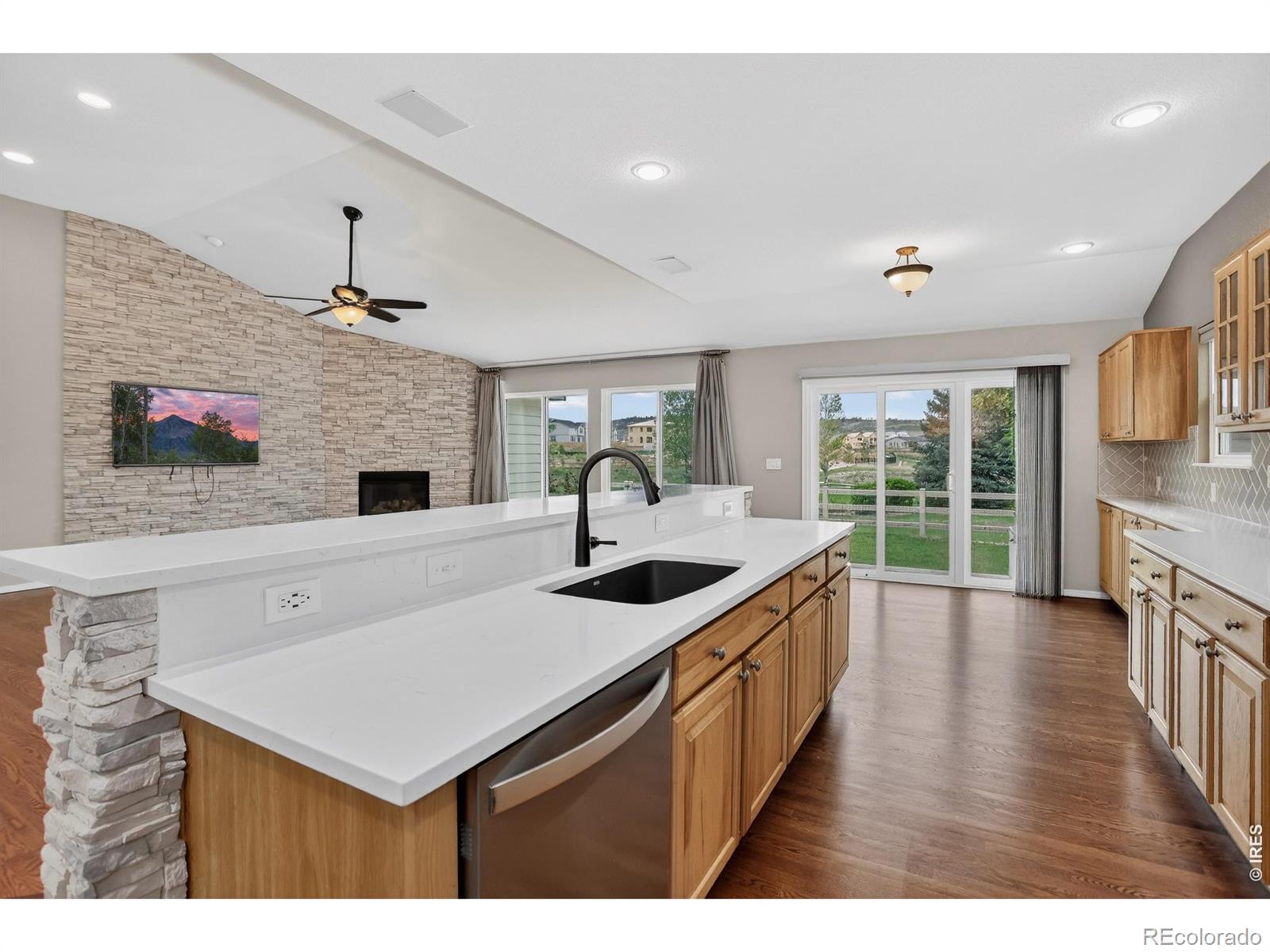 MLS Image #15 for 3361  crowley circle,loveland, Colorado
