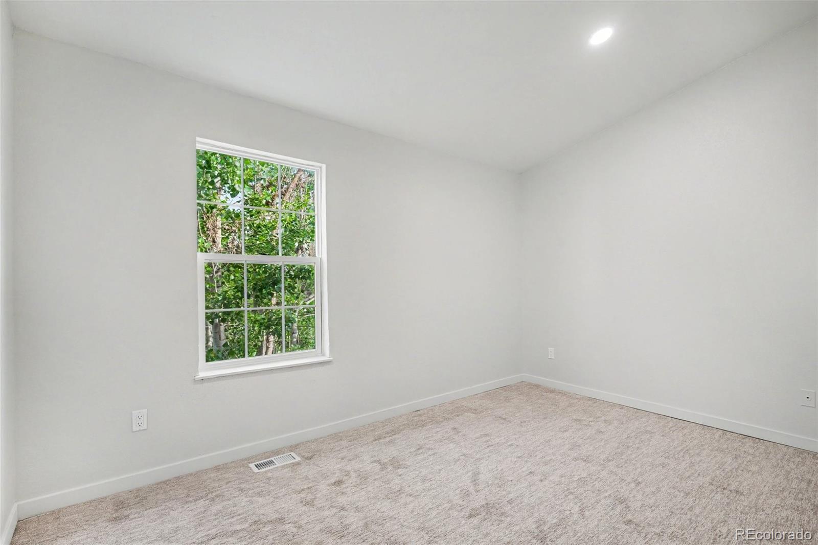 MLS Image #12 for 2537 e nichols circle ,centennial, Colorado