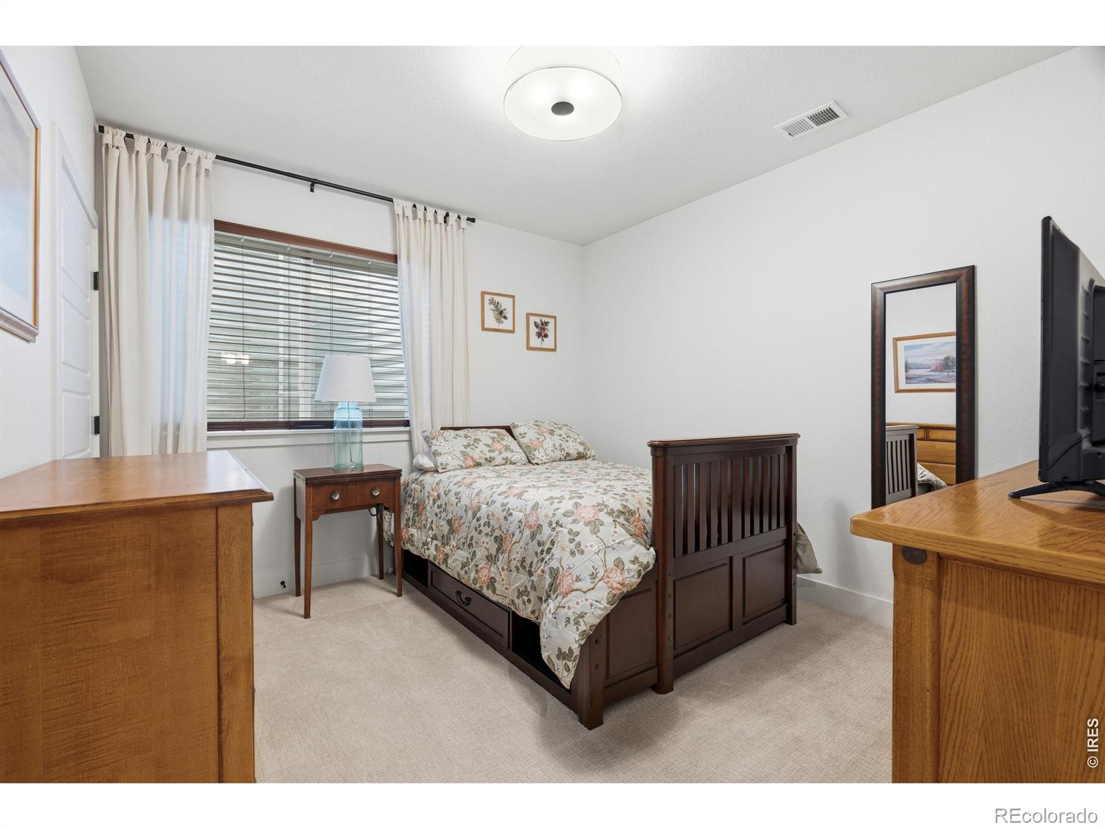 MLS Image #29 for 2033  squib lane,fort collins, Colorado