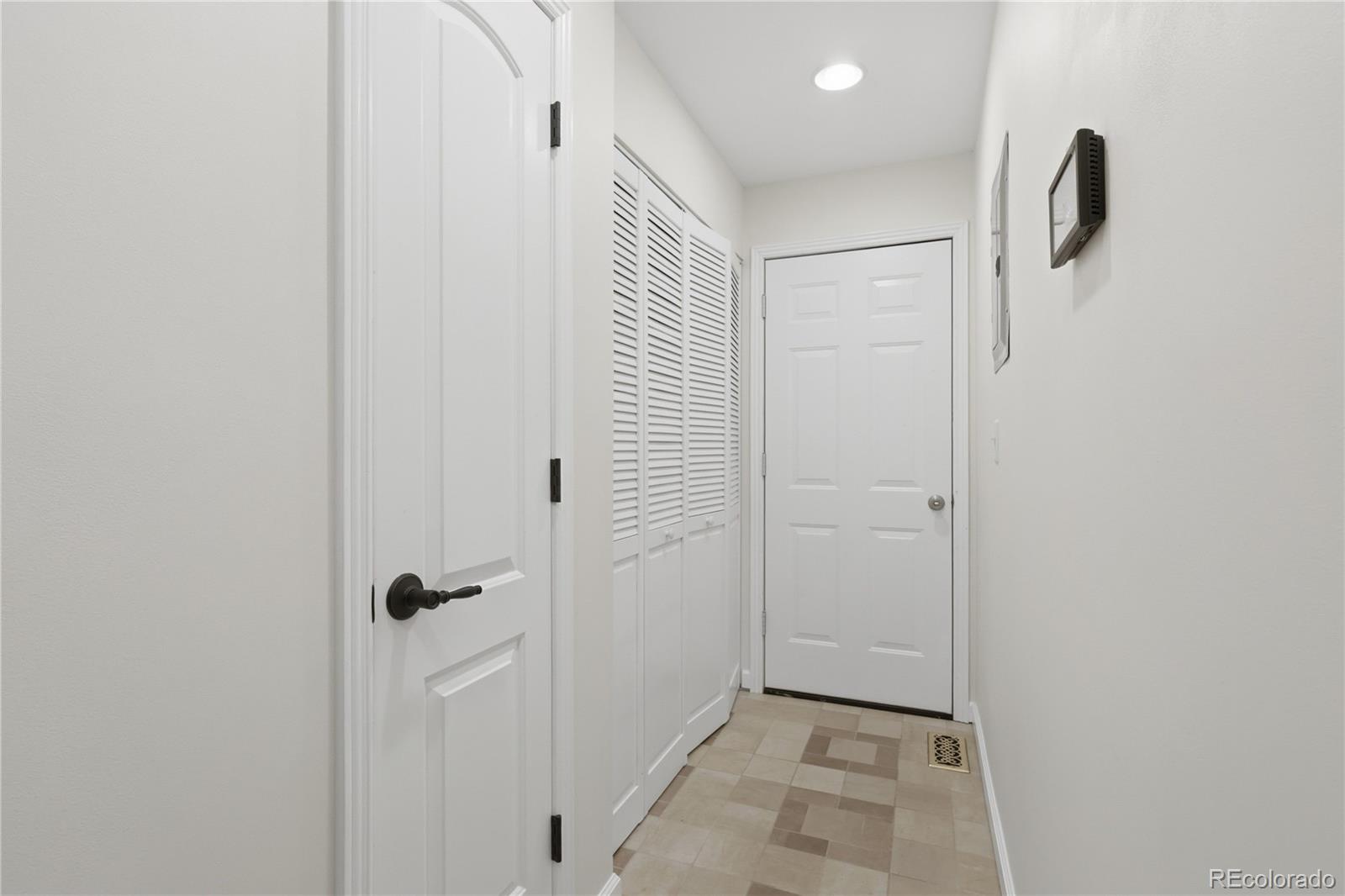 MLS Image #11 for 18324 w 58th place 78,golden, Colorado