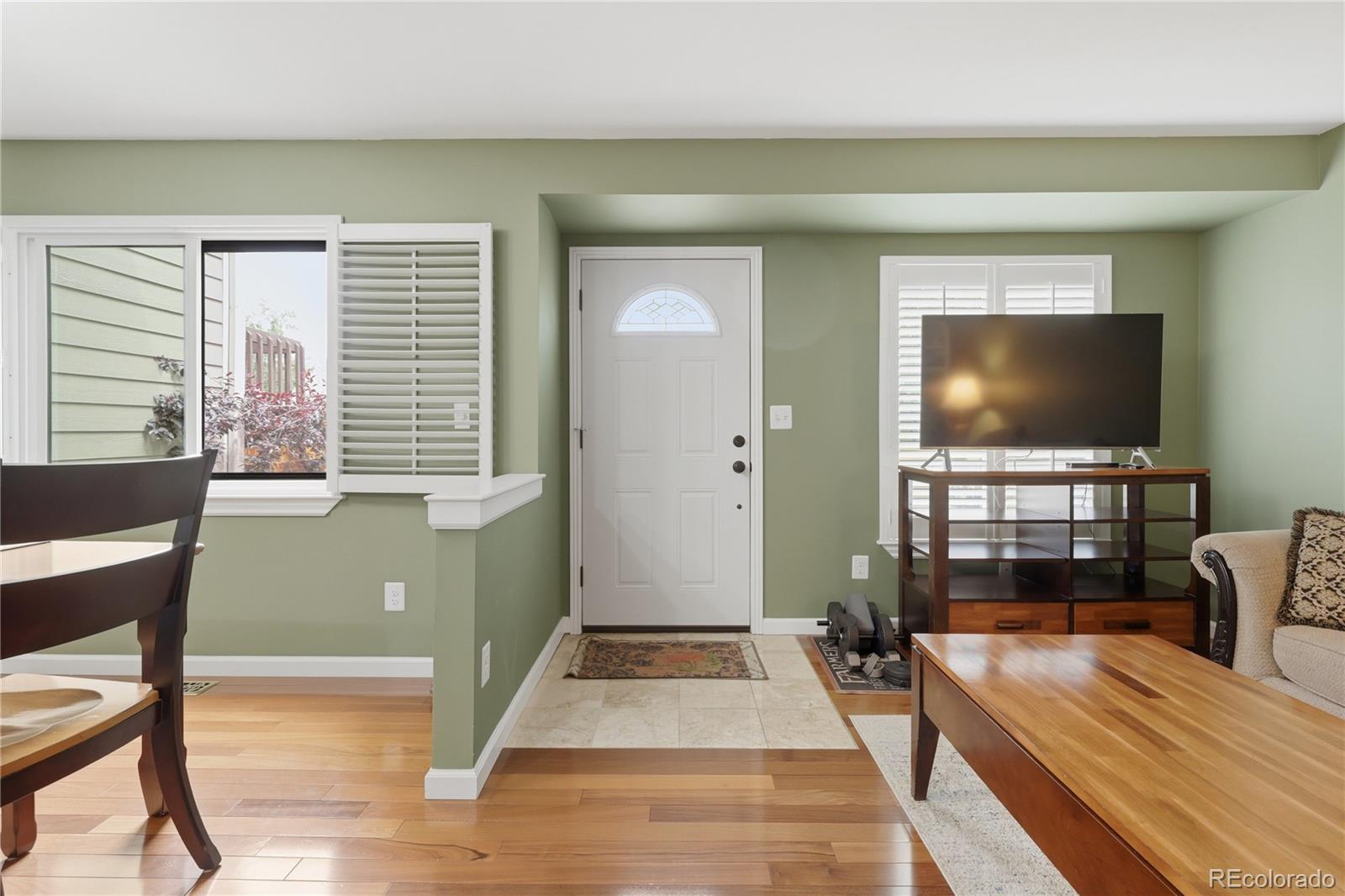 MLS Image #2 for 18324 w 58th place 78,golden, Colorado