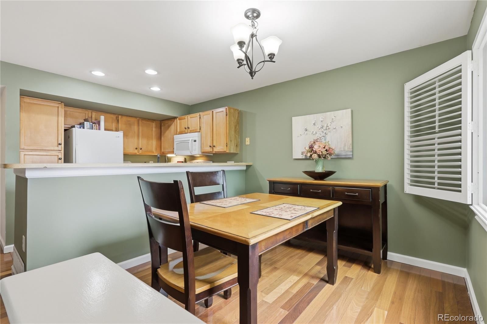 MLS Image #7 for 18324 w 58th place 78,golden, Colorado