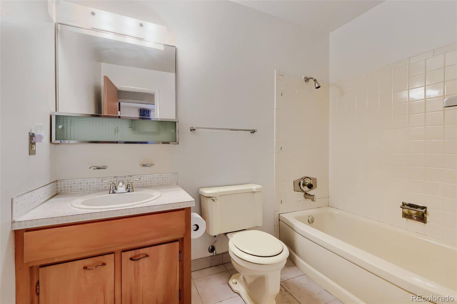 MLS Image #14 for 6524 s franklin street,centennial, Colorado