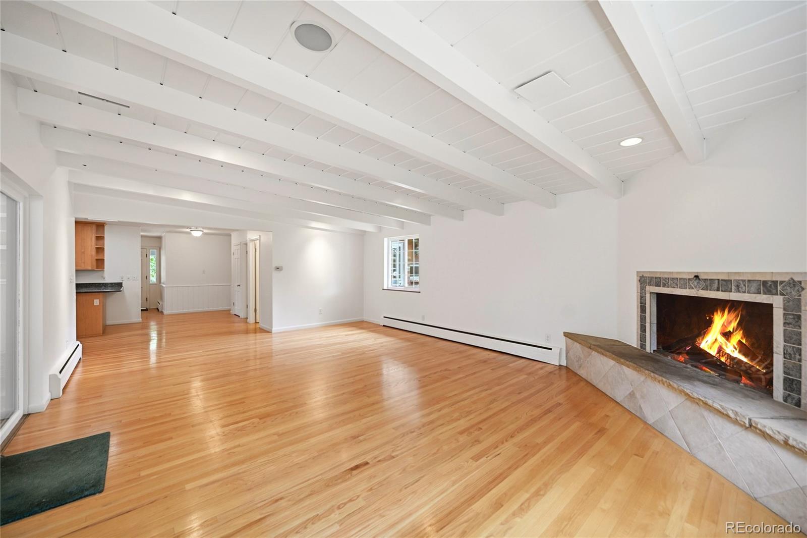 MLS Image #11 for 3780 s dahlia street,denver, Colorado