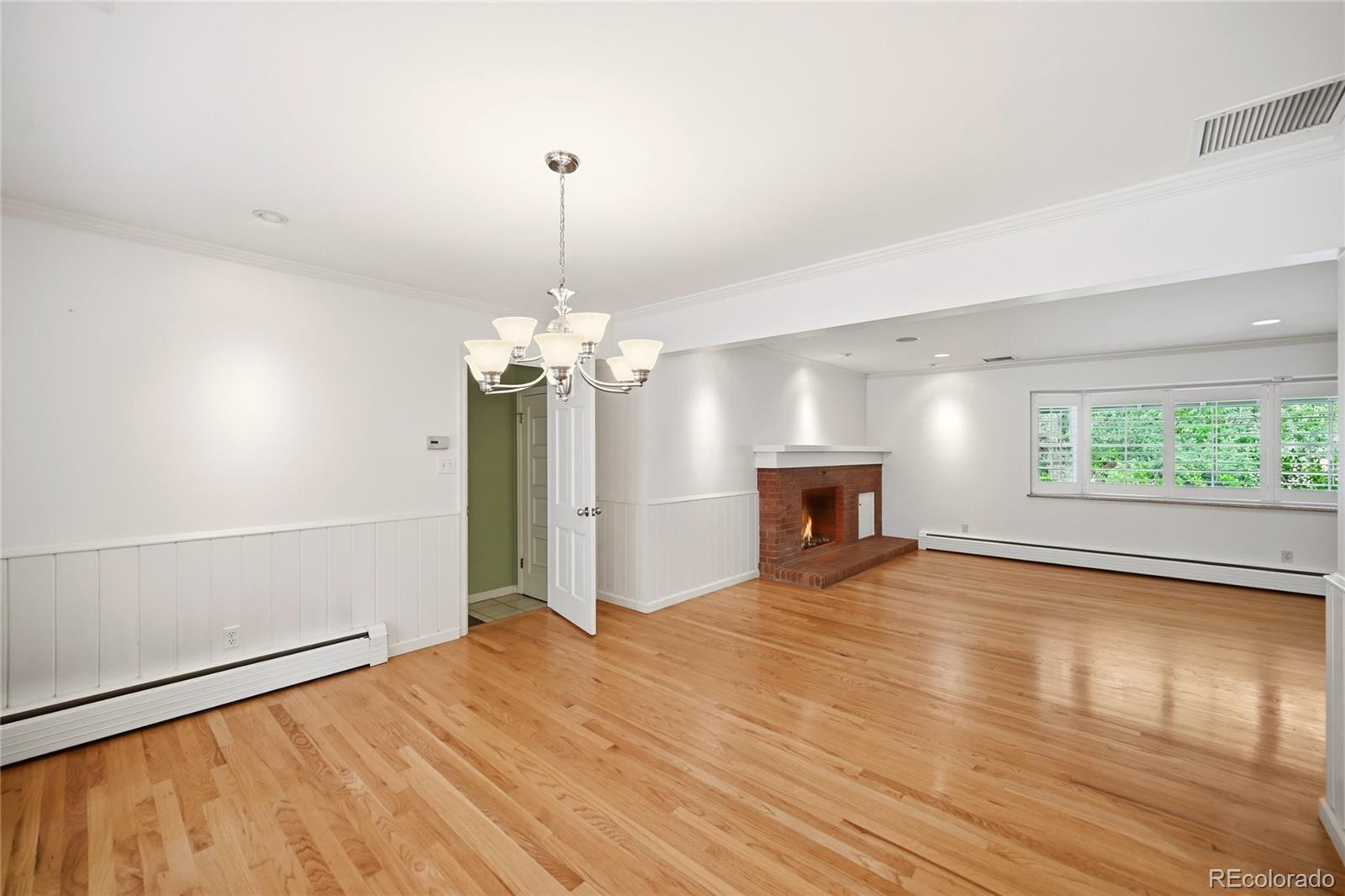 MLS Image #6 for 3780 s dahlia street,denver, Colorado