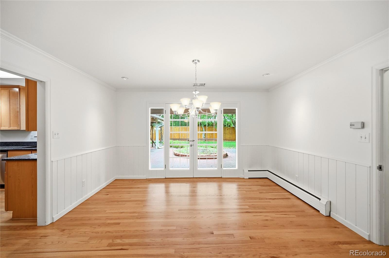 MLS Image #7 for 3780 s dahlia street,denver, Colorado