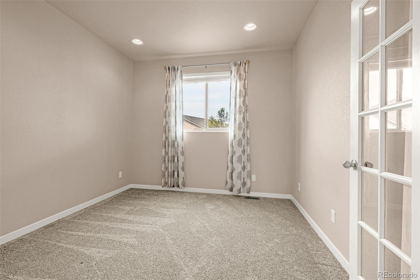 MLS Image #11 for 7850  sandsmere drive,colorado springs, Colorado