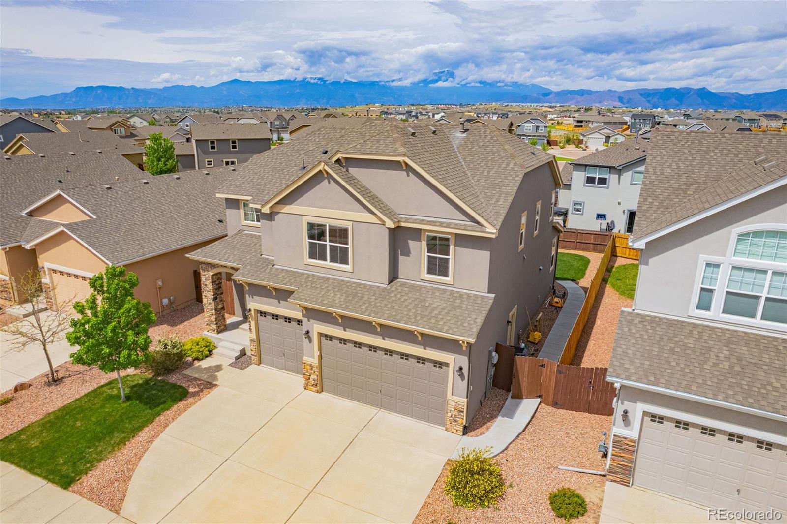 MLS Image #2 for 7850  sandsmere drive,colorado springs, Colorado