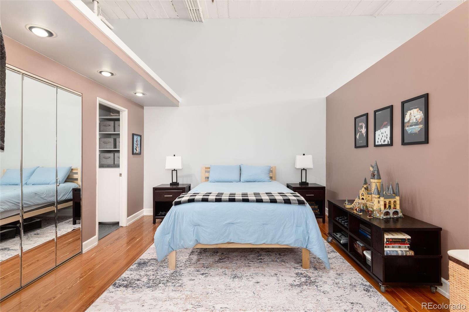 MLS Image #12 for 720  16th street,denver, Colorado