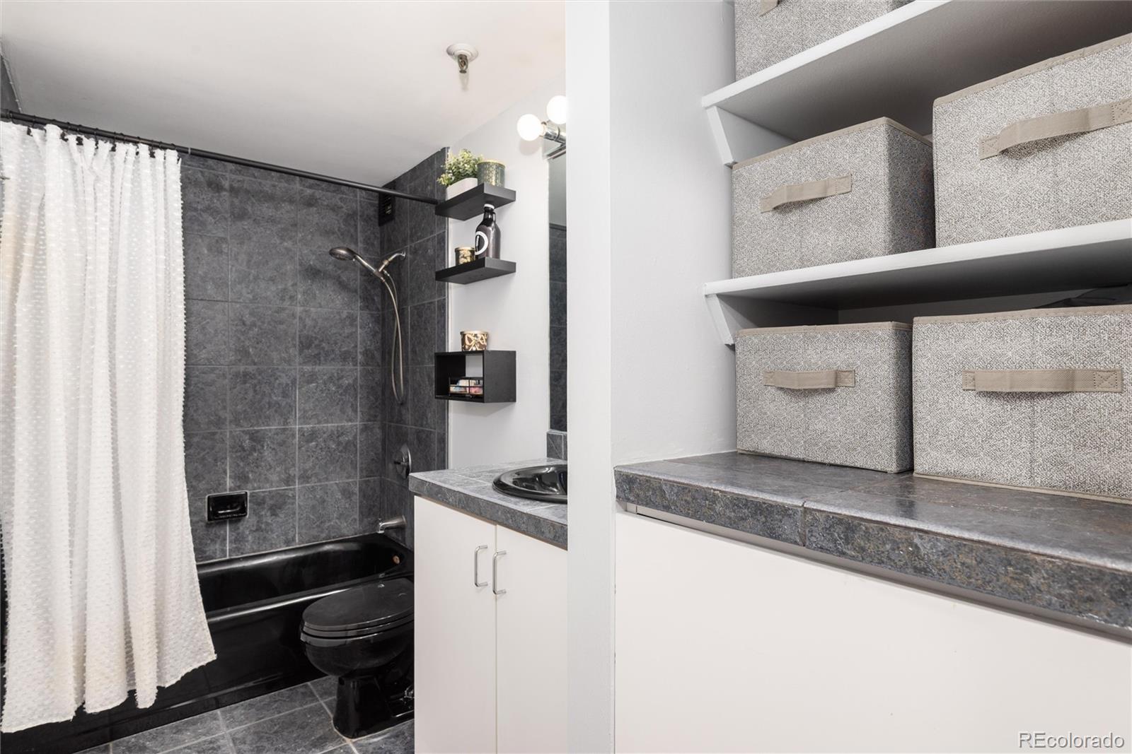 MLS Image #16 for 720  16th street,denver, Colorado