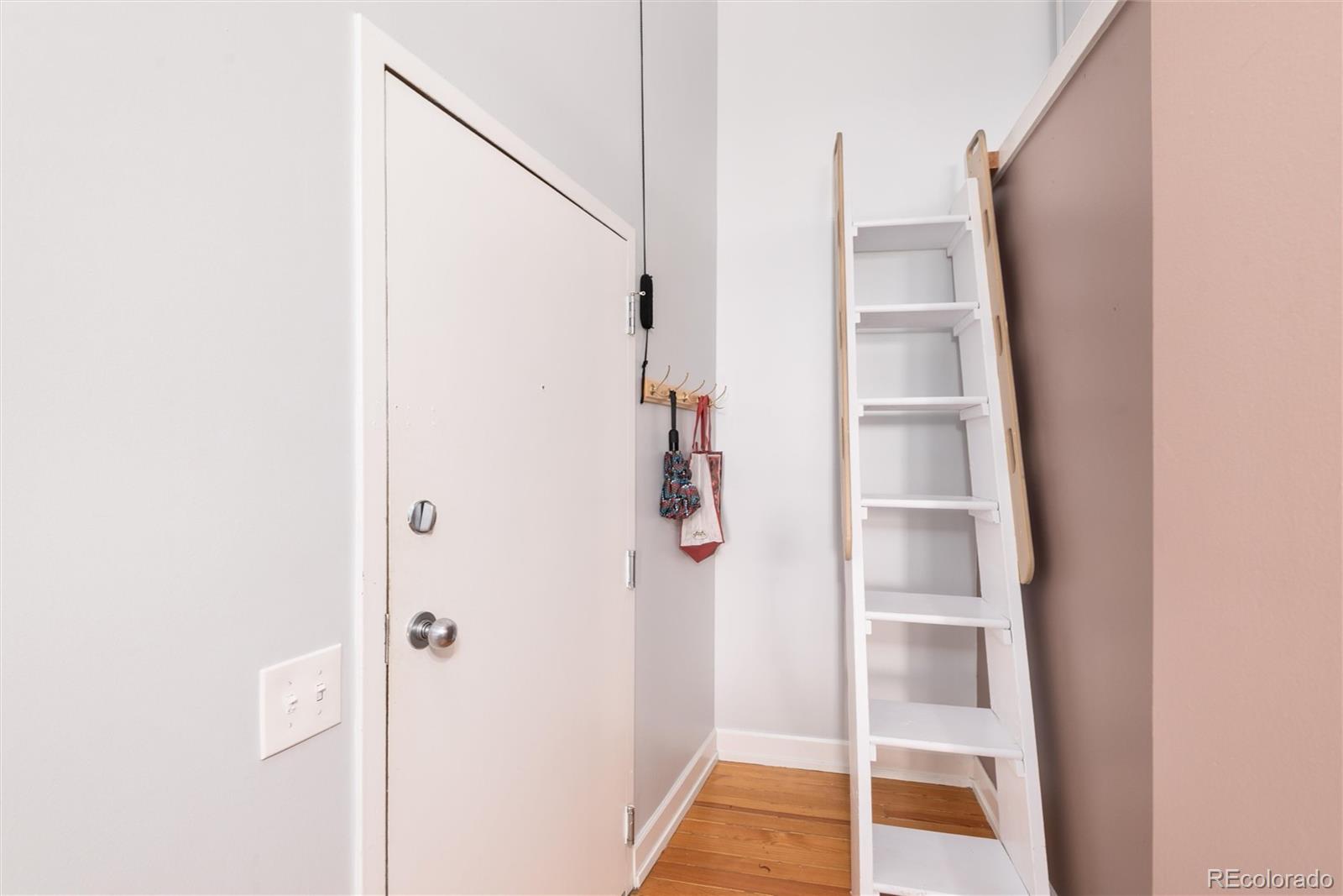 MLS Image #19 for 720  16th street,denver, Colorado