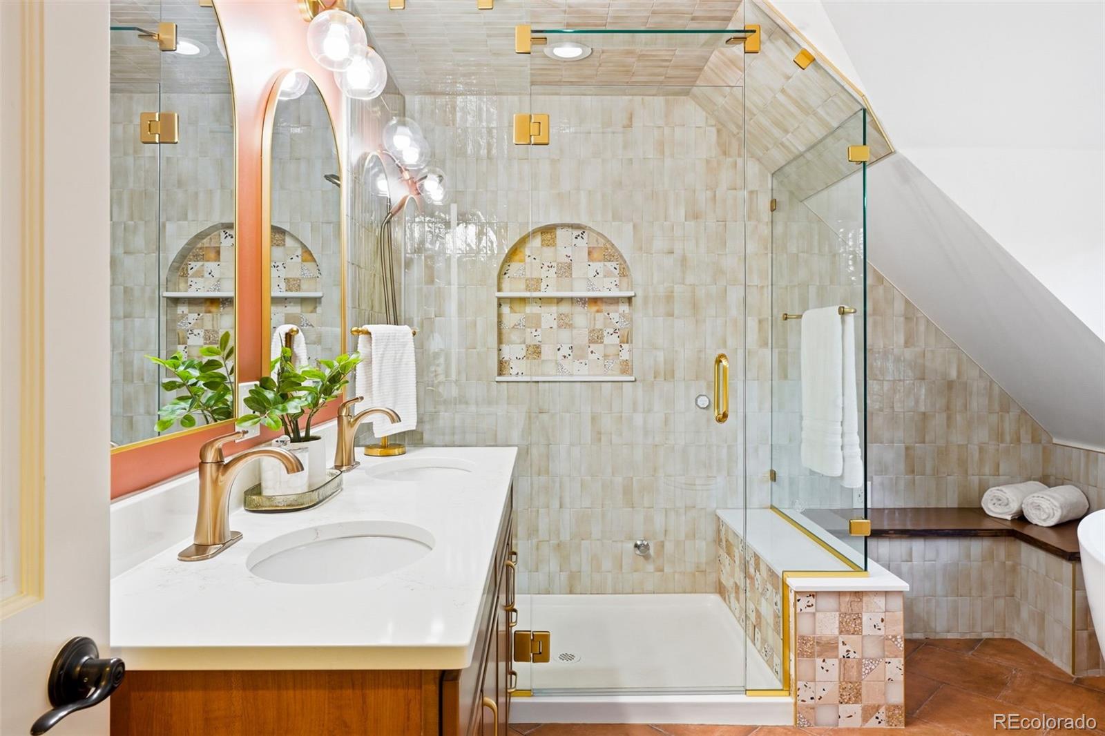 MLS Image #28 for 994 s washington street,denver, Colorado