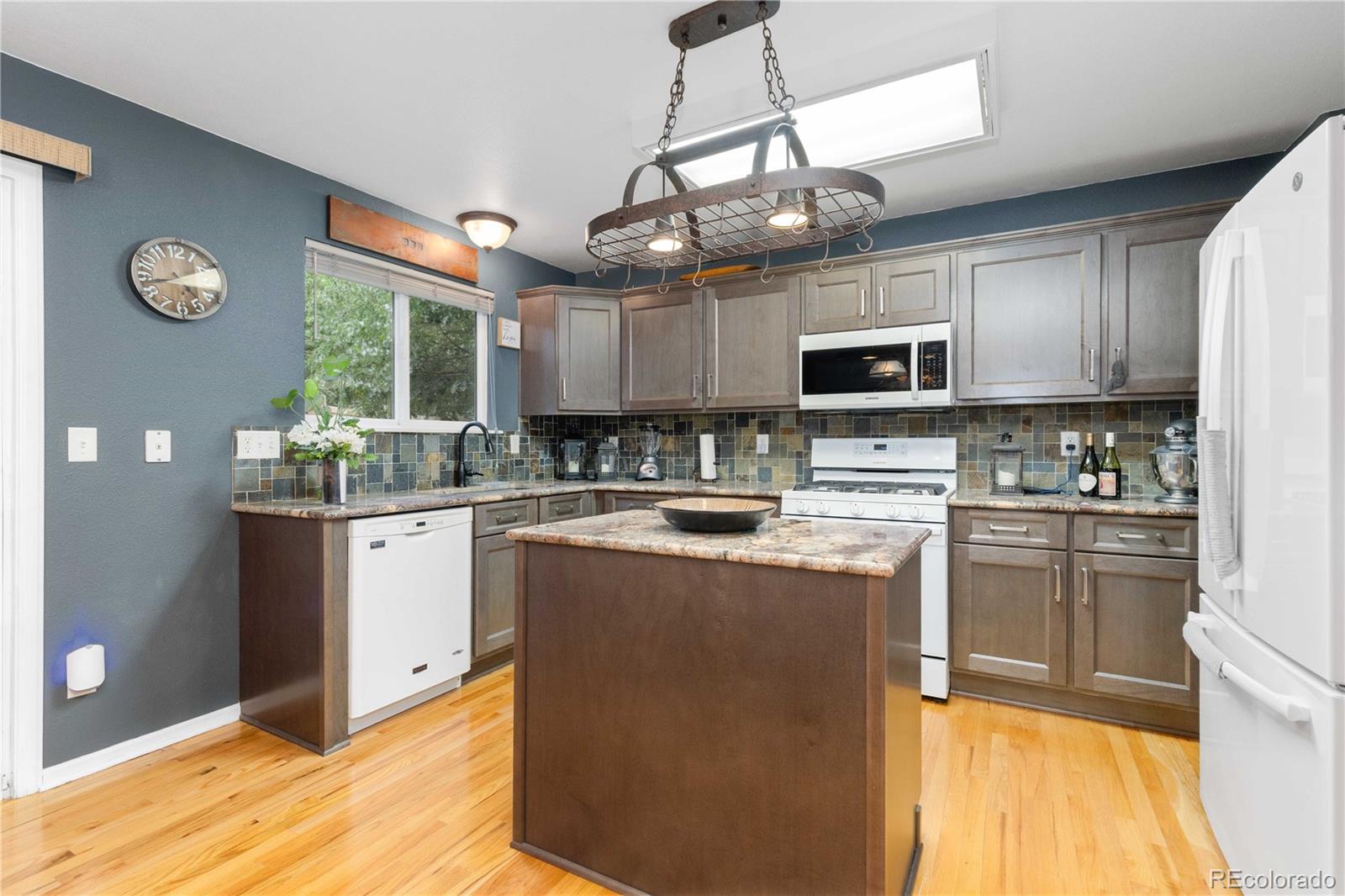 MLS Image #4 for 5688 s winnipeg street,aurora, Colorado