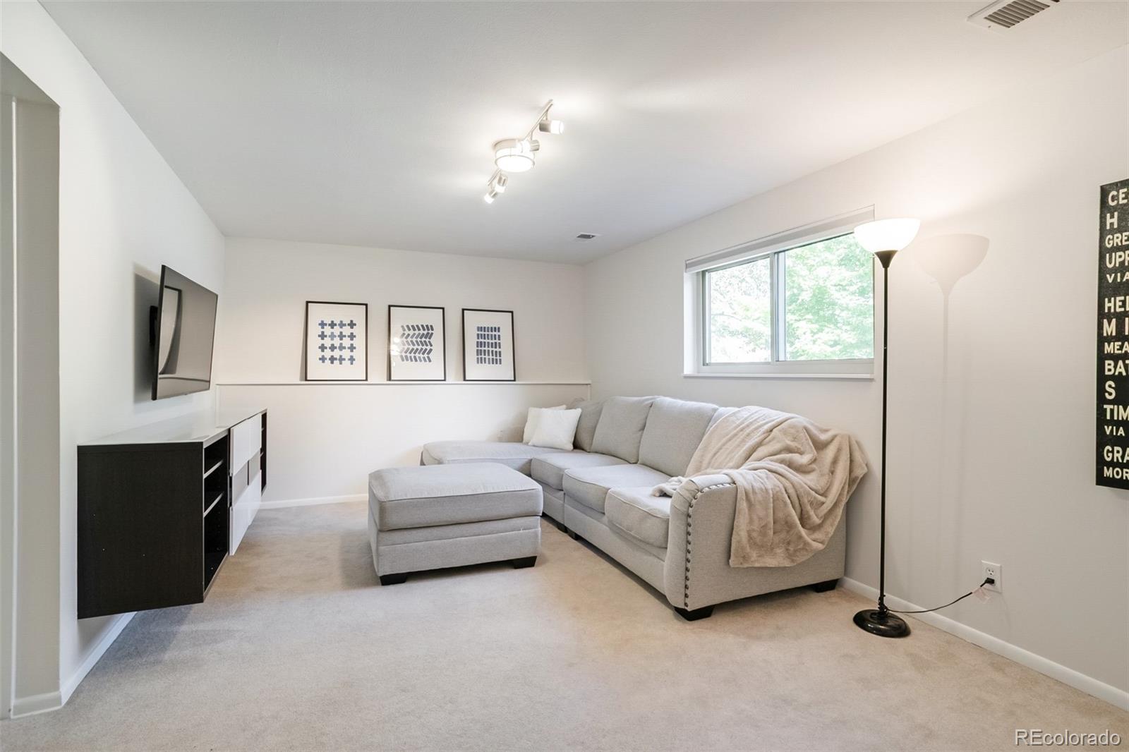 MLS Image #16 for 6595 s cherry way,centennial, Colorado