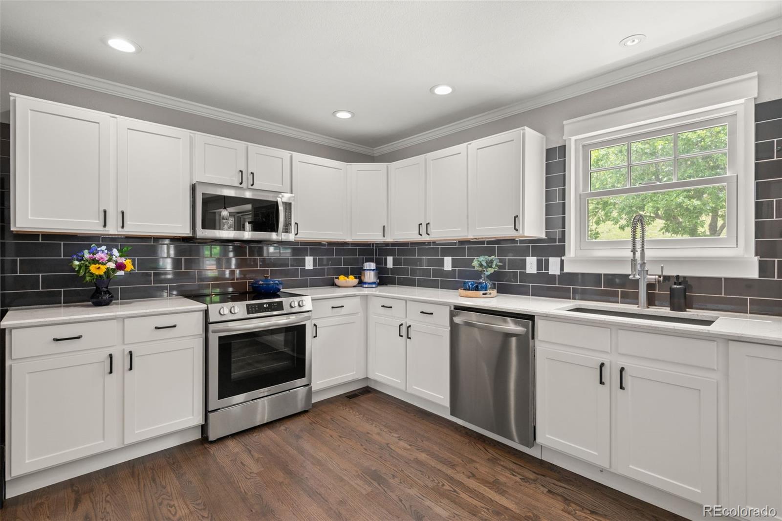 MLS Image #14 for 7221  pine hills way,littleton, Colorado