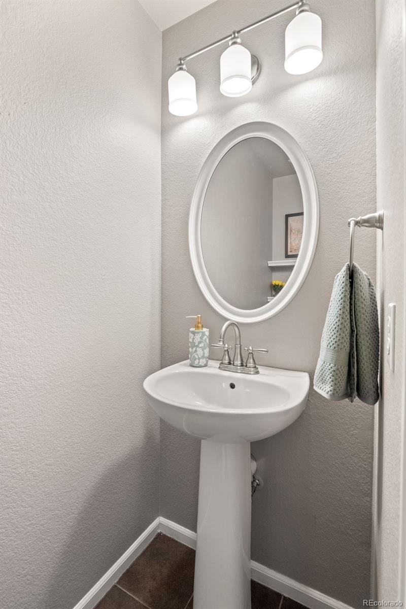 MLS Image #19 for 7221  pine hills way,littleton, Colorado