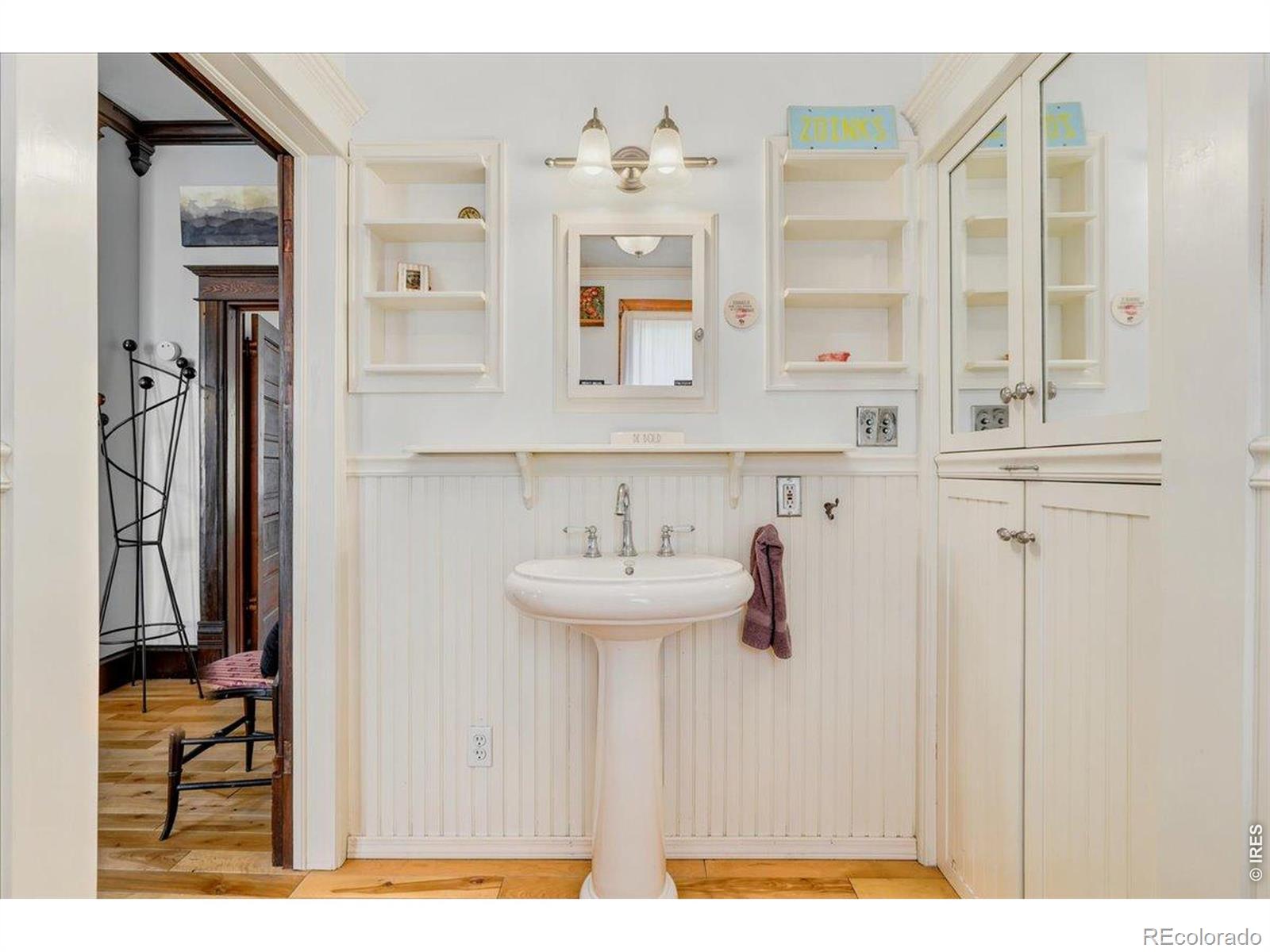 MLS Image #18 for 220 w 4th street,loveland, Colorado