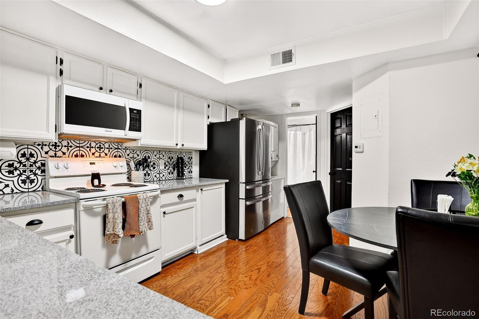MLS Image #5 for 962 s dearborn way,aurora, Colorado